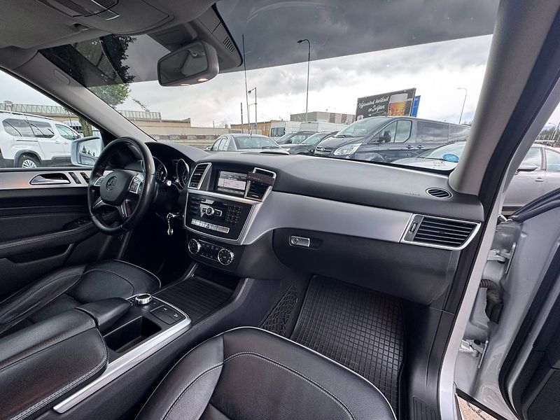 Mercedes-Benz Třídy M (2012) 350 3,0 CDI 190KW 4MATIC TAŽNÉ - fotka 44 z 50