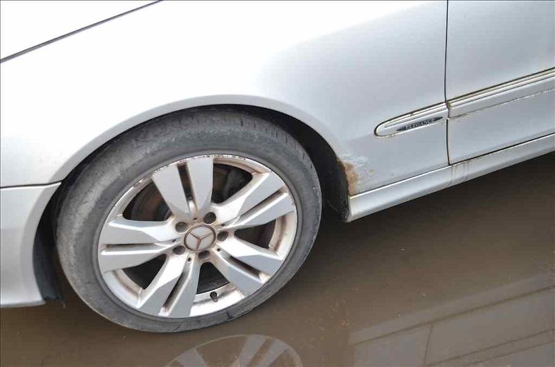 Mercedes-Benz CLK (2005) 200 KOMPRESOR ELEGANCE 120KW - fotka 9 z 24