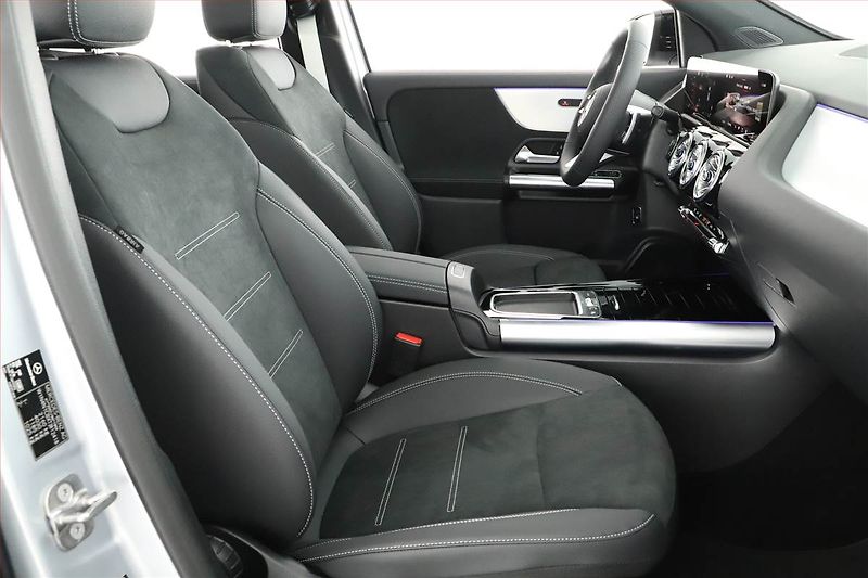 Mercedes-Benz GLA (2025) 200 d - fotka 7 z 28