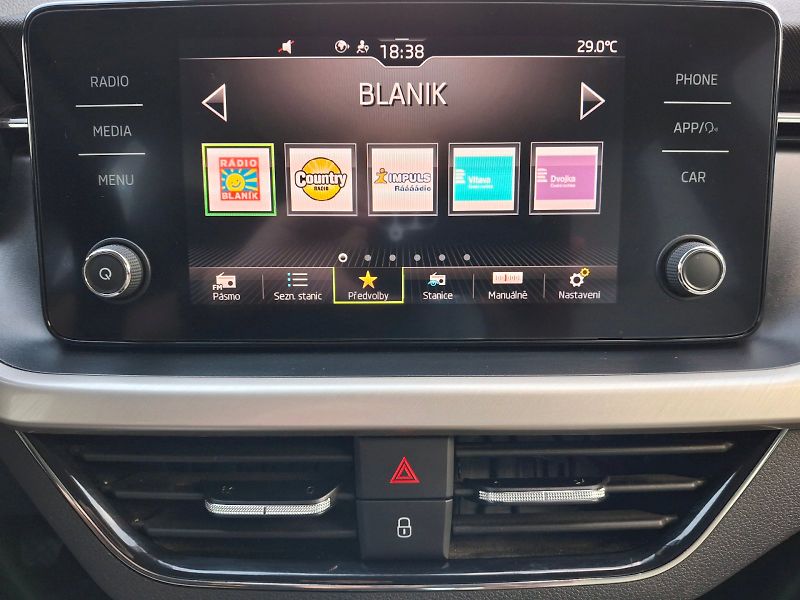 Škoda Kamiq (2019) Style 1,6TDi 85kW - fotka 23 z 35