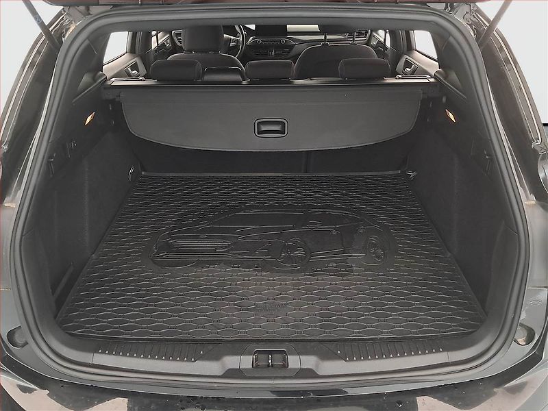 Ford Focus (2019) 2.0 EcoBlue, Serv.kniha, Navi - fotka 14 z 21