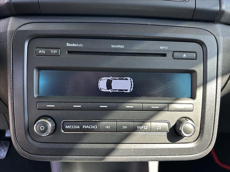 Škoda Roomster 1,2 TSi,Tažné,Nová STK,klima - fotka 22 z 49