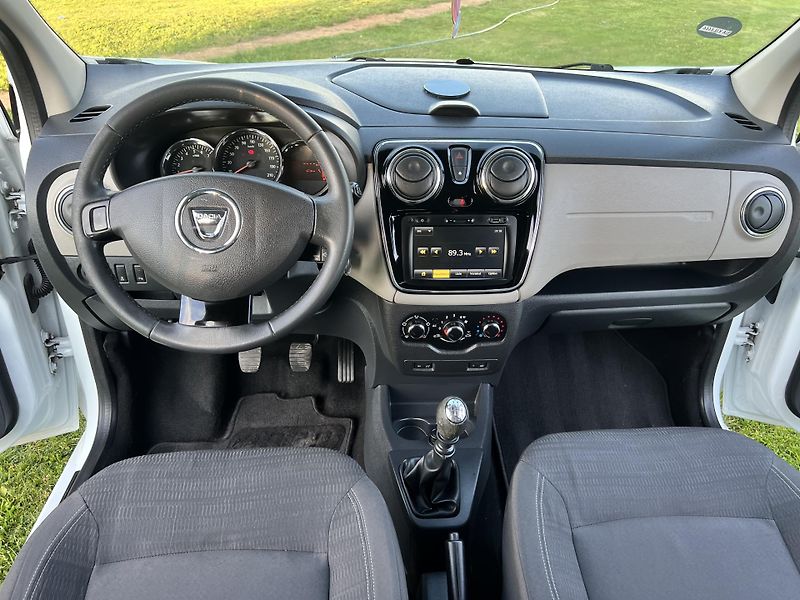 Dacia Lodgy 1.5DCI 79KW,7MÍST,KLIMA,NAVI - fotka 34 z 44