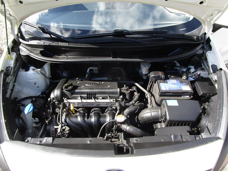 Kia Rio 1,4-80KW - NOVÁ STK - fotka 19 z 20