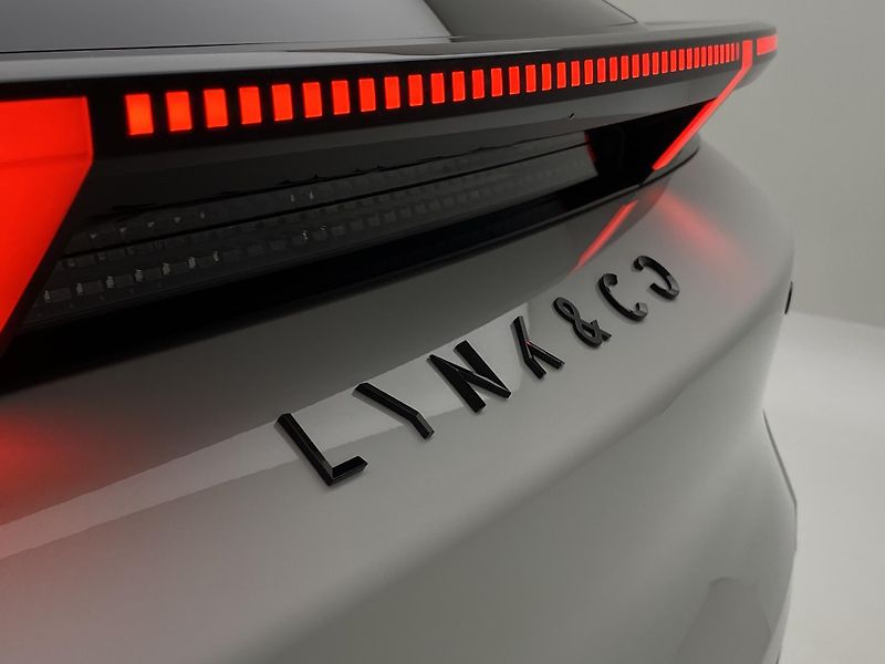 Lynk & Co 02 (2025) MORE DEMO - fotka 20 z 95