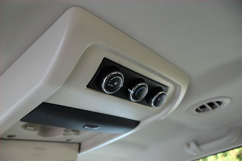 Fiat Freemont (2013) 2.0 MultiJet, 4X4, Automat - fotka 29 z 30