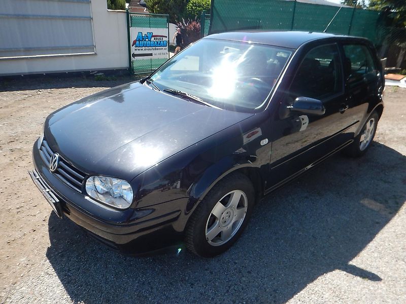 Volkswagen Golf IV 1.6i, DIGIKLIMA - fotka 2 z 24