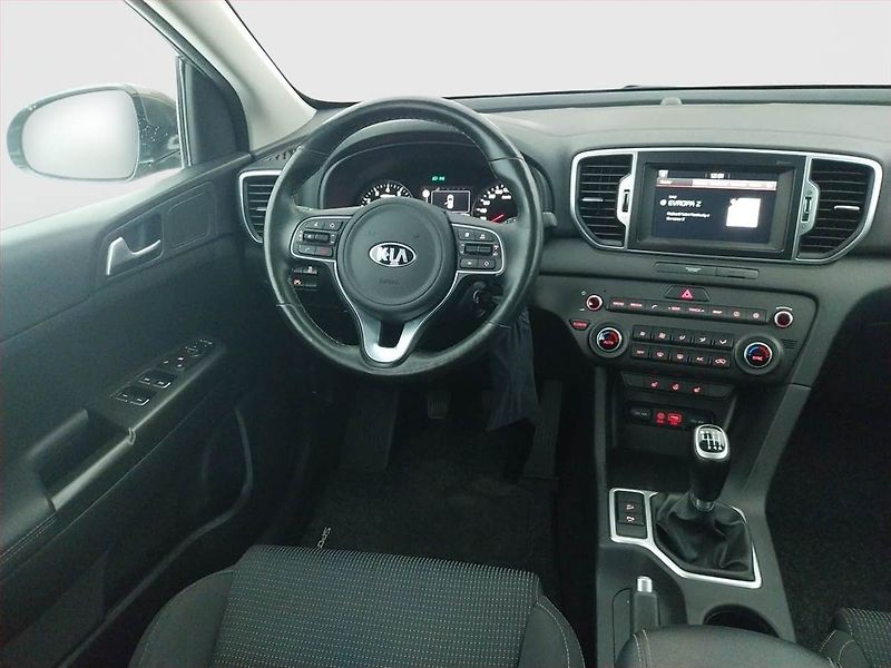 Kia Sportage (2018) 1.6 GDI, Serv.kniha, Xenony - fotka 7 z 19