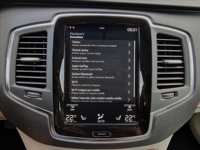 Volvo XC90 B5 AWD Momentum Pro Auto,1Maj - fotka 32 z 50