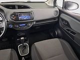 Toyota Yaris (2015) 1.5 Hybrid, Automat - náhled 8
