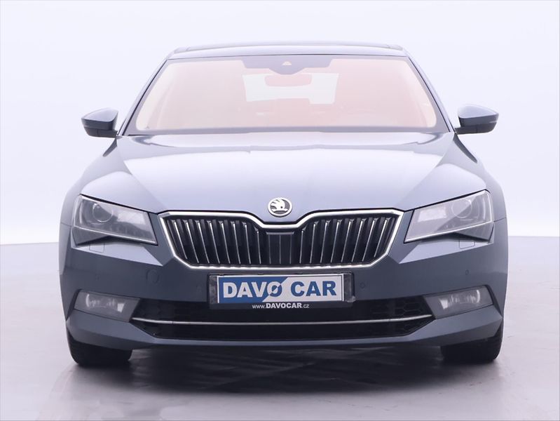 Škoda Superb 2,0 TSI 206kW DSG 4x4 CZ L&K - fotka 2 z 45