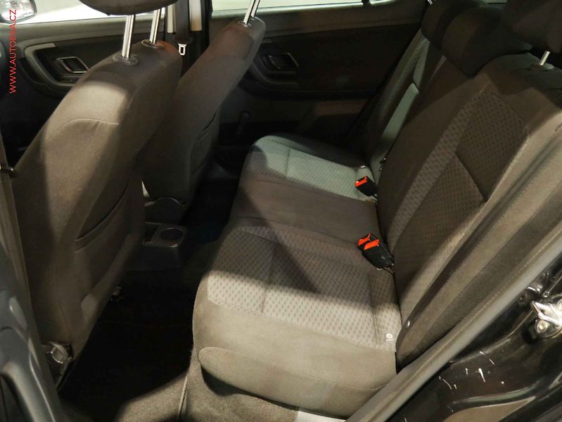 Škoda Fabia (2012) 1.2i, ČR, AC, STK9/28 - fotka 10 z 15
