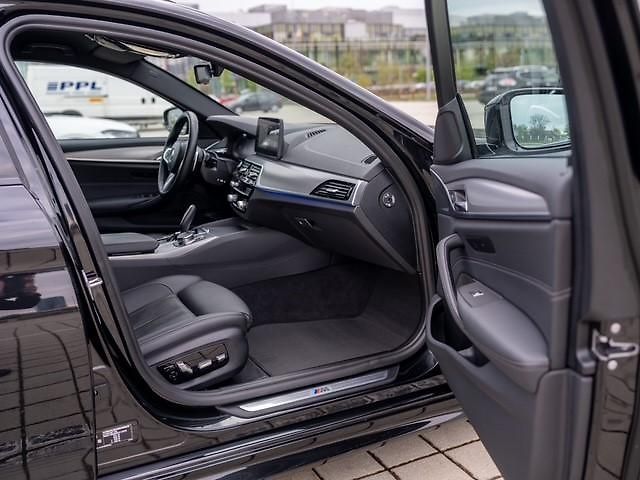 BMW Řada 5 540i xDrive M-Paket - fotka 6 z 12