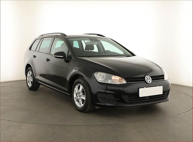 Volkswagen Golf (2014) Comfortline 1.6 TDI, Automat - fotografie inzerátu