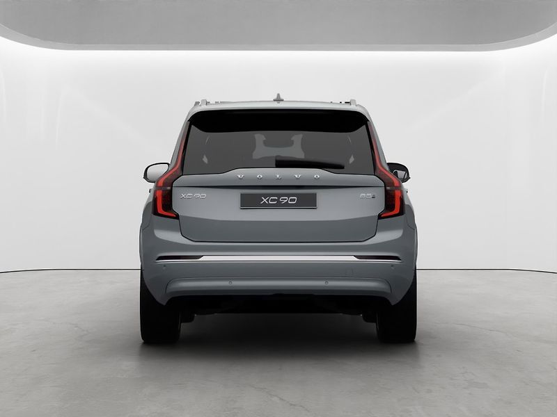Volvo XC90 (2026) PLUS B5, vzduch.odpr., B&W, ma - fotka 5 z 11