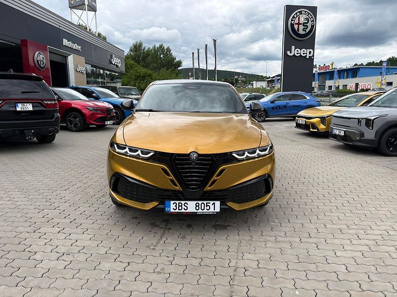 Alfa Romeo Tonale (2026) Sport Speciale 1.5 Turbo Ibrid - fotka 2 z 16