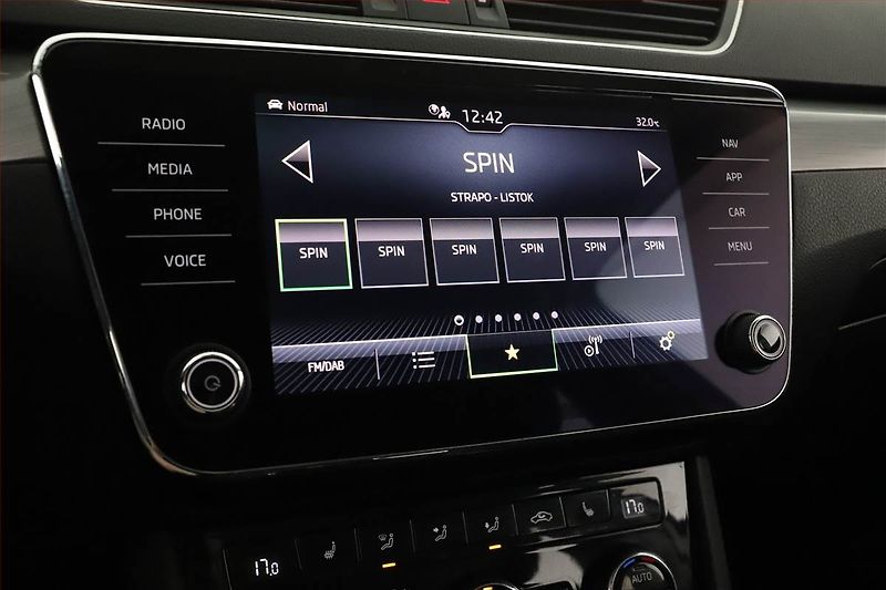 Škoda Superb (2021) Style 2.0 TDI, Automat - fotka 16 z 20