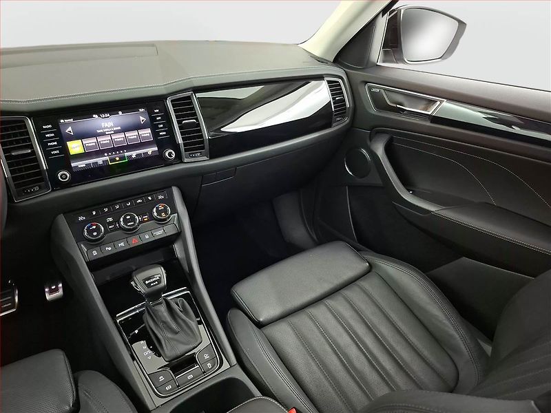 Škoda Kodiaq (2023) 2.0 TDI - fotka 8 z 25