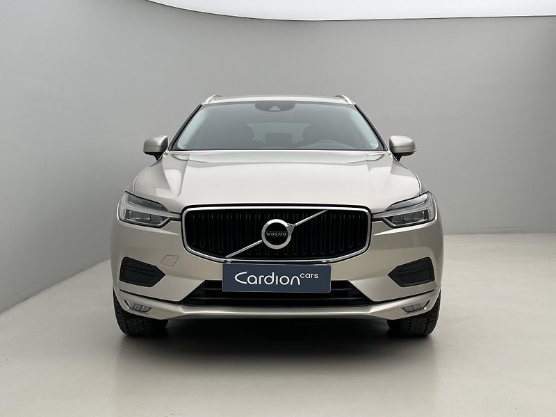 Volvo XC60 D4 AWD MOMENTUM AUT CZ - fotka 13 z 39