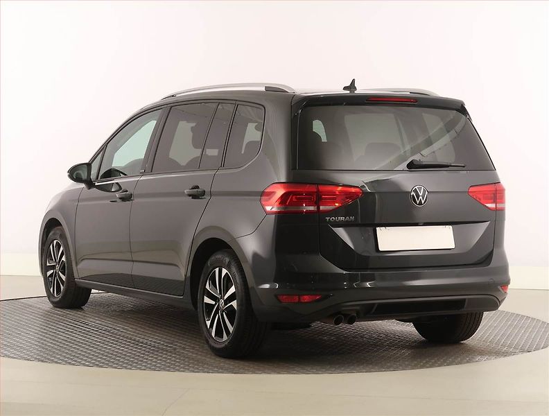 Volkswagen Touran (2020) United 2.0 TDI, Automat - fotka 4 z 22
