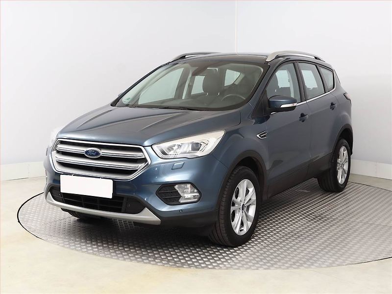 Ford Kuga (2019) 1.5 EcoBoost, ČR,1.maj - fotka 2 z 14