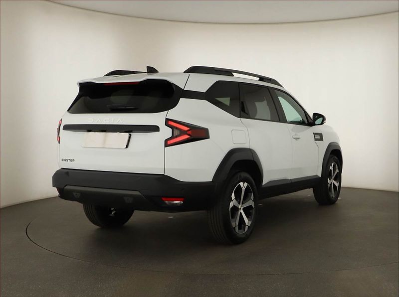 Dacia Bigster (2025) 1.2 MHEV, JOURNEY, KEYLESS - fotka 5 z 15