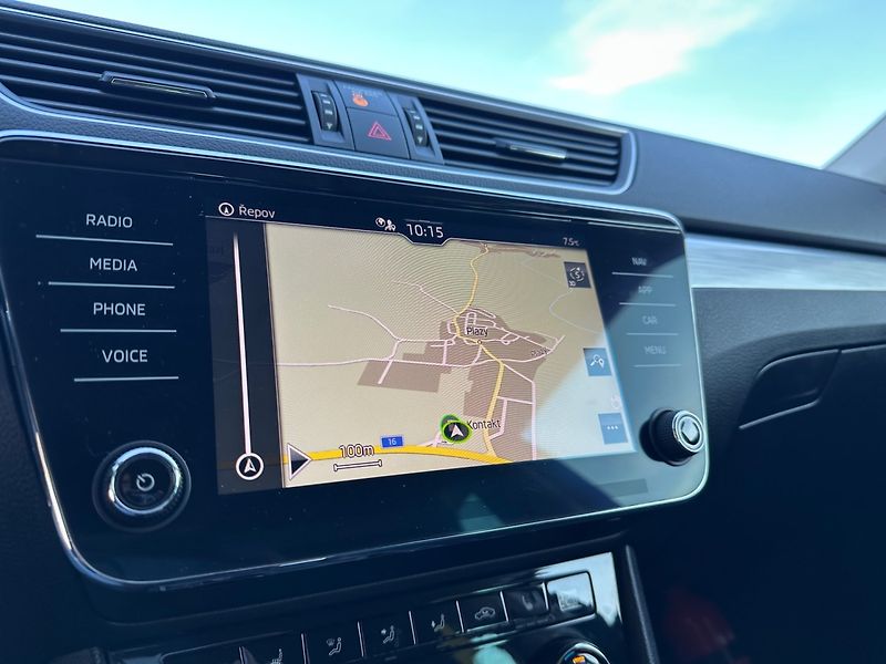 Škoda Superb (2024) 2.0TDi VIRTUAL,KAMERA,1.MAJ. - fotka 12 z 18