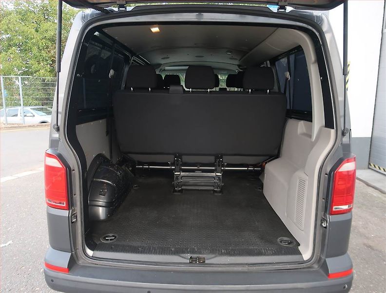 Volkswagen Transporter (2019) 2.0 TDI, Bus, 9Míst, DPH - fotka 14 z 20