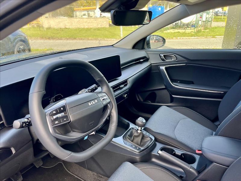 Kia XCeed (2026) 1,0 T-GDI  SPIN - fotka 12 z 25