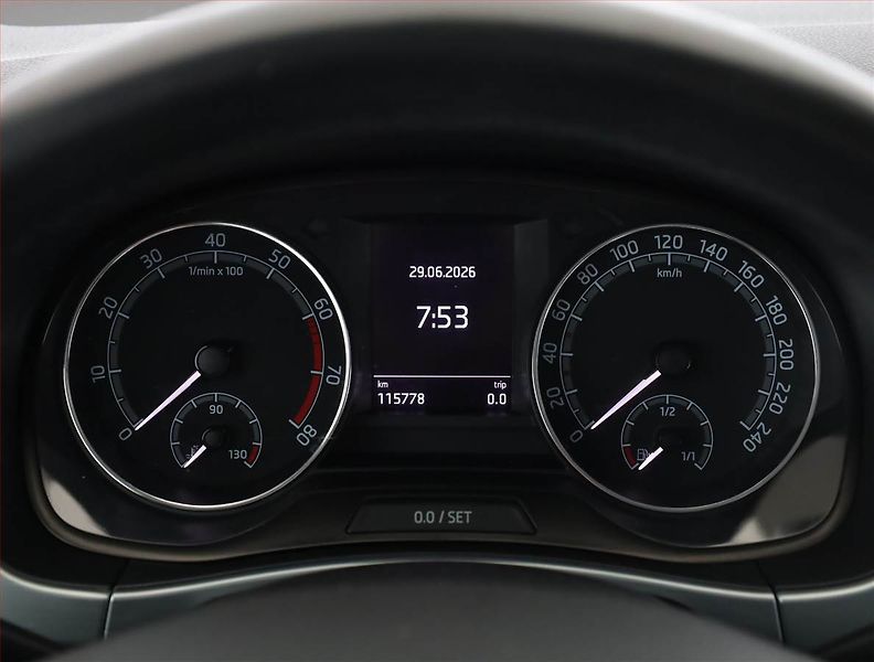 Škoda Fabia (2019) Ambition 1.0 TSI, Serv.kniha - fotka 9 z 17