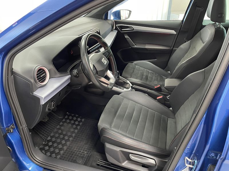 Seat Arona 1.0 TSi FR  ČR 1.MAJ ZÁRUKA  - fotka 19 z 26