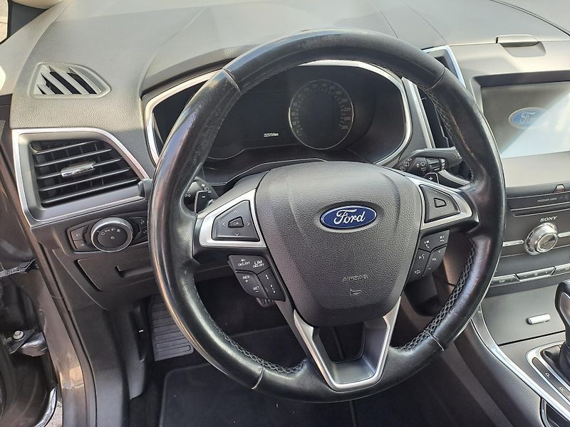 Ford Galaxy (2016) 2,0 TDCi 132 kW 4x4 AUTOMAT - fotka 13 z 31