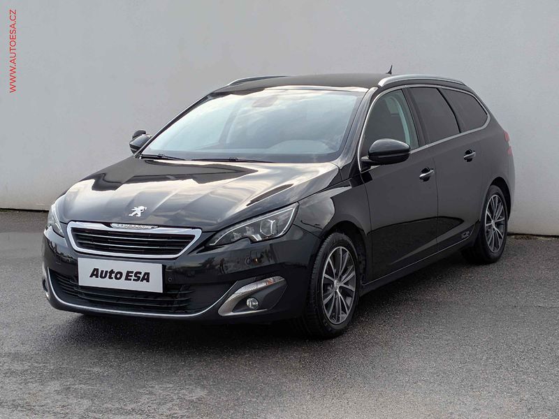 Peugeot 308 (2014) 1.2PT, LED, panor - fotka 3 z 17