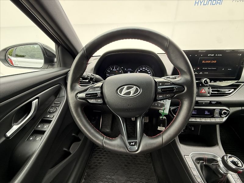 Hyundai i30 1,5 T-GDI 118kW N-Line - fotka 8 z 23