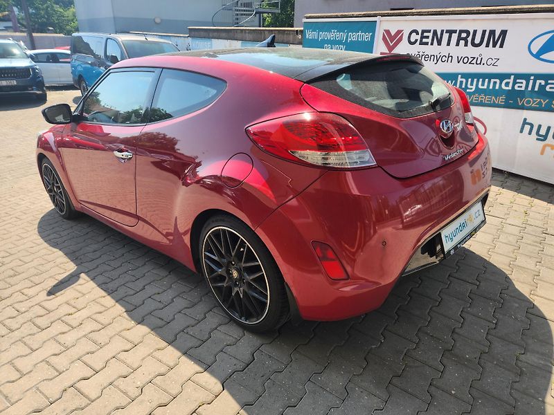 Hyundai Veloster (2011) 1.6-NAVI-KAMERA-PANORAMA - fotka 8 z 12