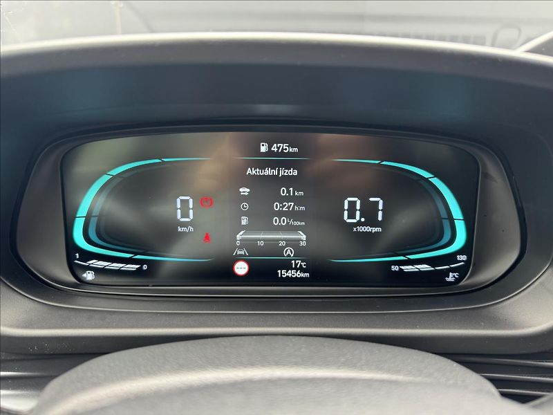 Hyundai i20 1,2 i WAVE ZÁRUKA ČR DPH - fotka 17 z 28