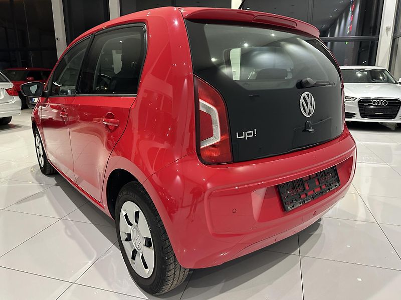 Volkswagen up! (2014) - fotka 19 z 45