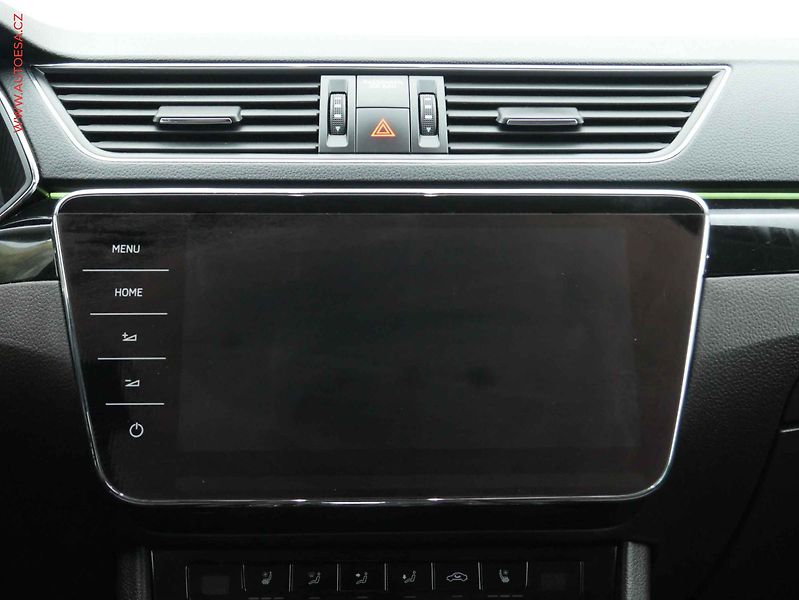 Škoda Superb (2019) 2.0 TDi 4x4, ČR, DSG, kůže - fotka 11 z 20