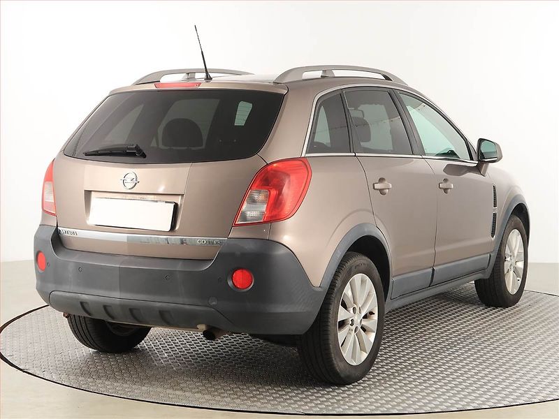 Opel Antara (2015) 2.2 CDTI, 4X4, Tempomat - fotka 5 z 19