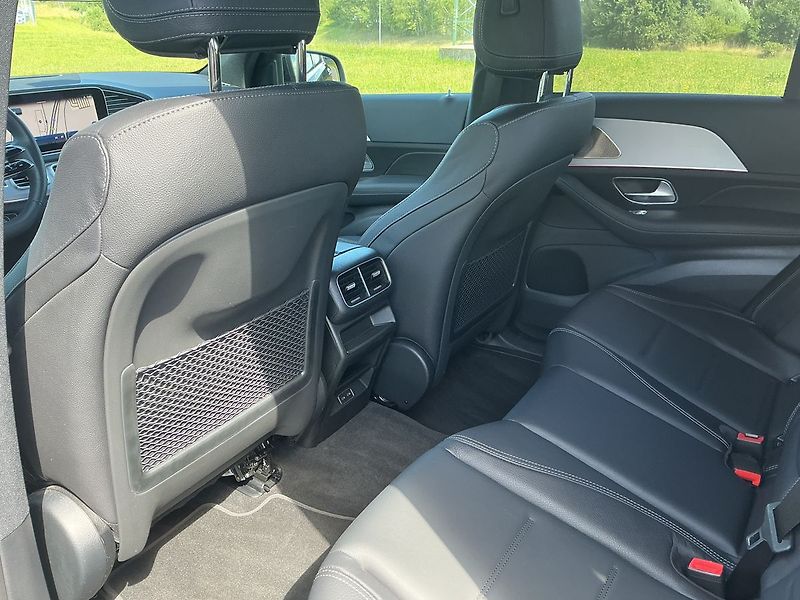 Mercedes-Benz GLE 450 d 4MATIC - fotka 25 z 25