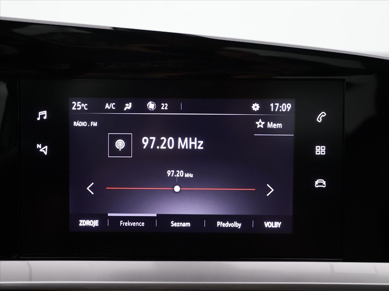 Opel Mokka 1,5 CDTI 81kW Ultimate - fotka 22 z 33