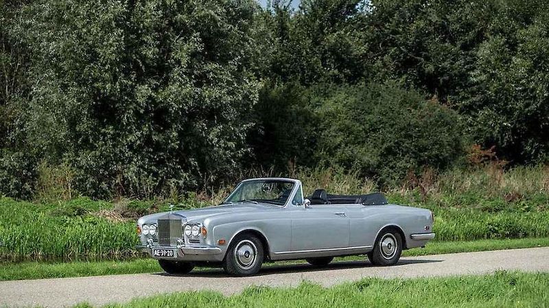 Rolls-Royce Silver Shadow Mulliner Park Ward, který patřil Muhammadovi Alimu