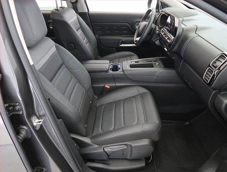 Citroën C5 Aircross (2023) BlueHDi 130 - fotka 9 z 29