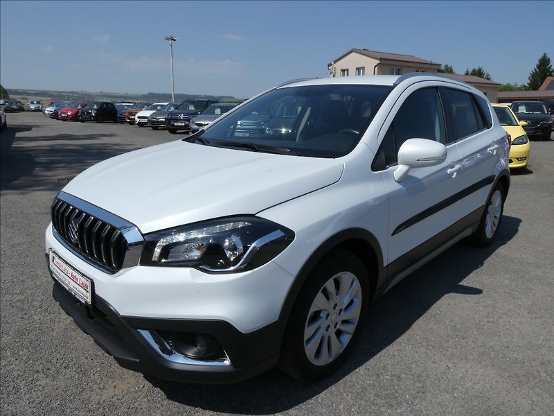 Suzuki SX4 S-Cross 1,4 BoosterJet 4x4 Hybrid,2xko - fotka 3 z 47