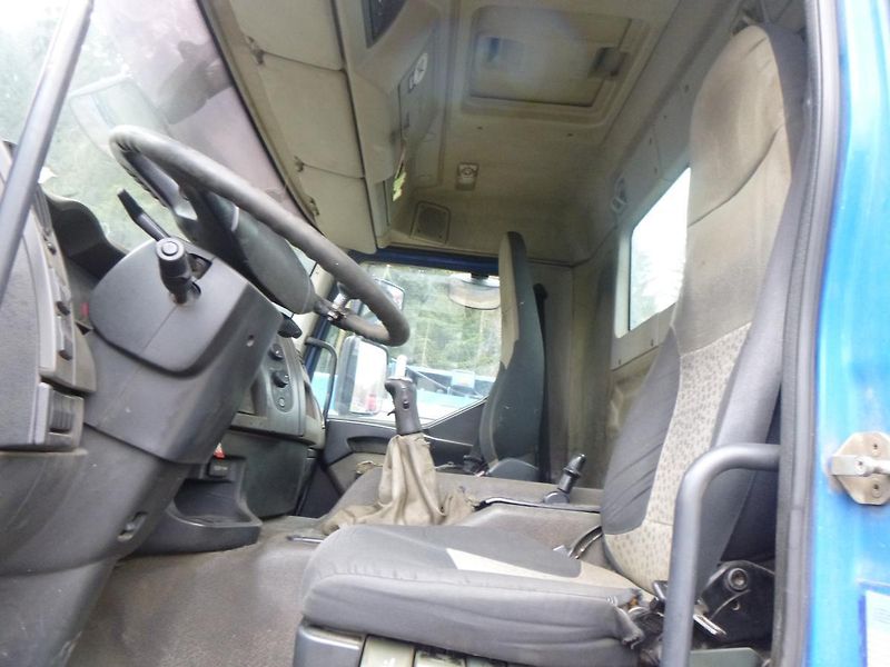 Renault (2006) Kerax 6x4 kontejner - fotka 12 z 16