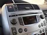 Toyota Verso 2.2 D-4D 110kW AT 7 míst - náhled 17