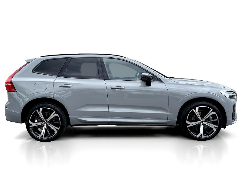 Volvo XC60 B5 AWD ULTRA // VZDUCH // B&W - fotka 8 z 56