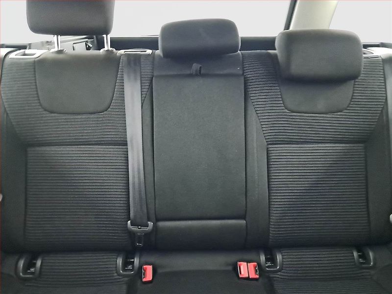 Škoda Octavia (2013) 2.0 TDI, Navi, Xenony - fotka 10 z 18
