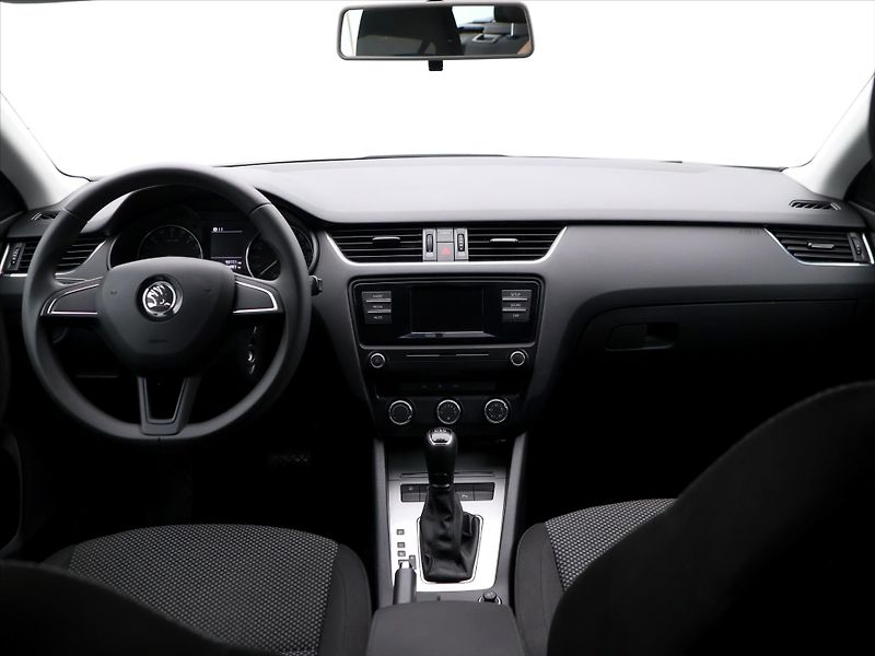 Škoda Octavia 1,6 TDi 81kW DSG Klima CZ - fotka 19 z 26