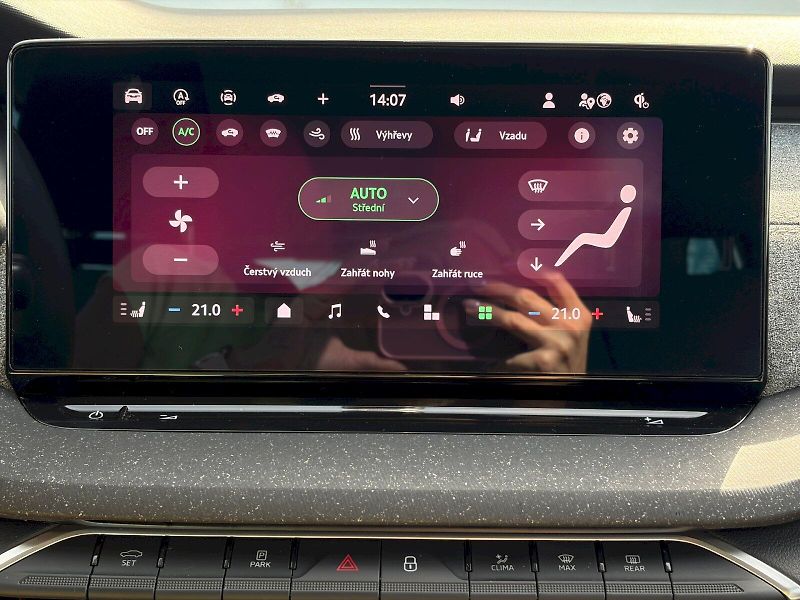 Škoda Octavia (2025) Combi M-HEV DSG 1.5 / 110kW / - fotka 32 z 35